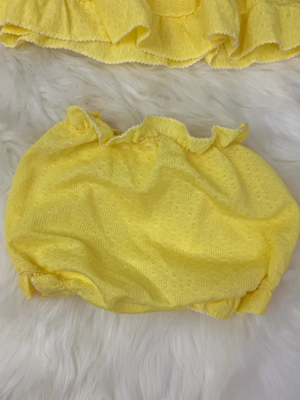 Carters Vintage 90s Yellow Eyelet Floral Embroidered Baby Outfit Size 6 Months